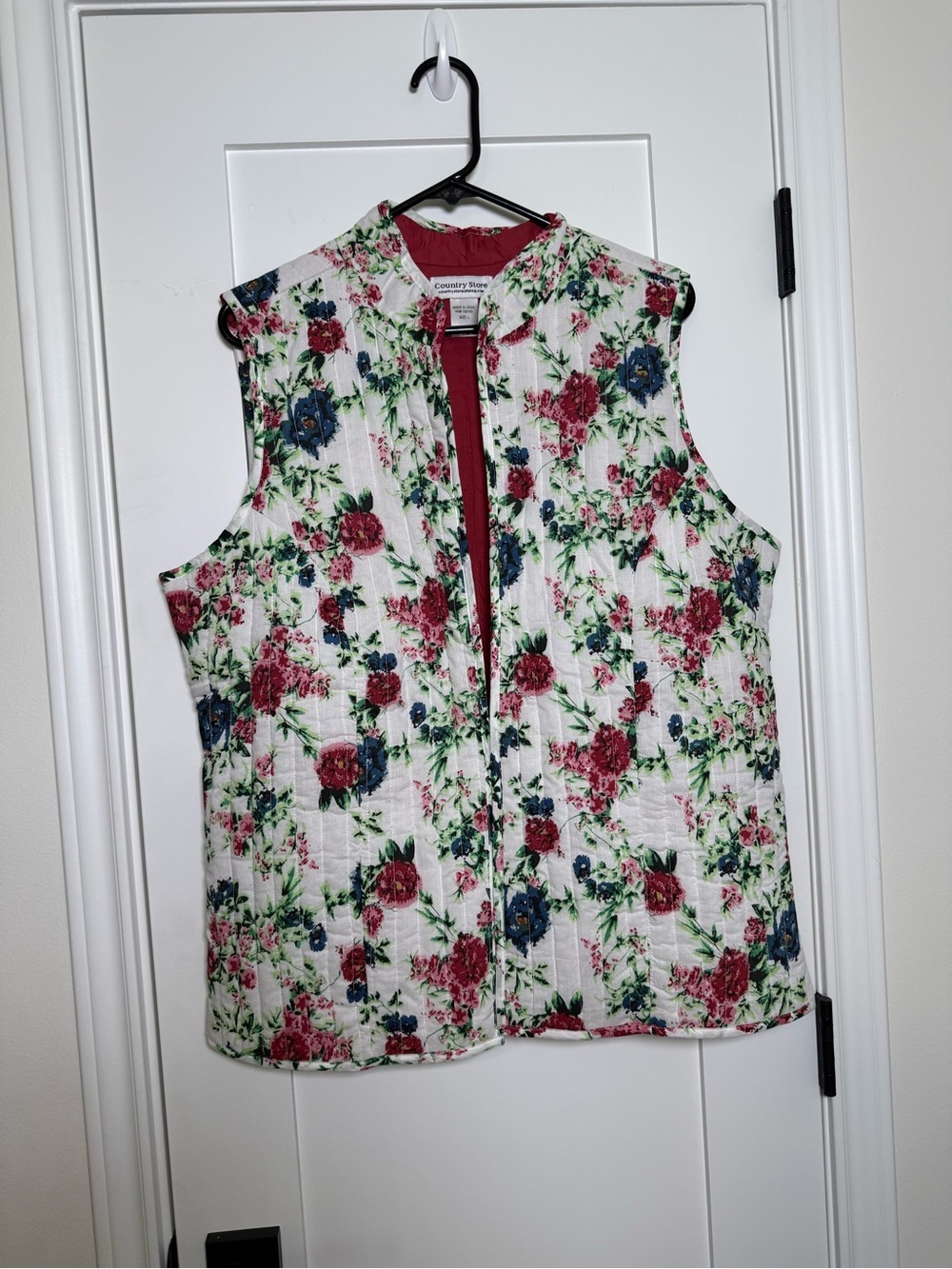 Country Road Quilted Floral Vest - White, Red & Green